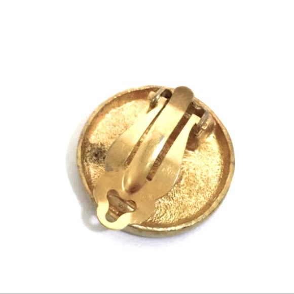 AUTH Chanel RARE Vintage Earrings Gold - Picture 3 of 5